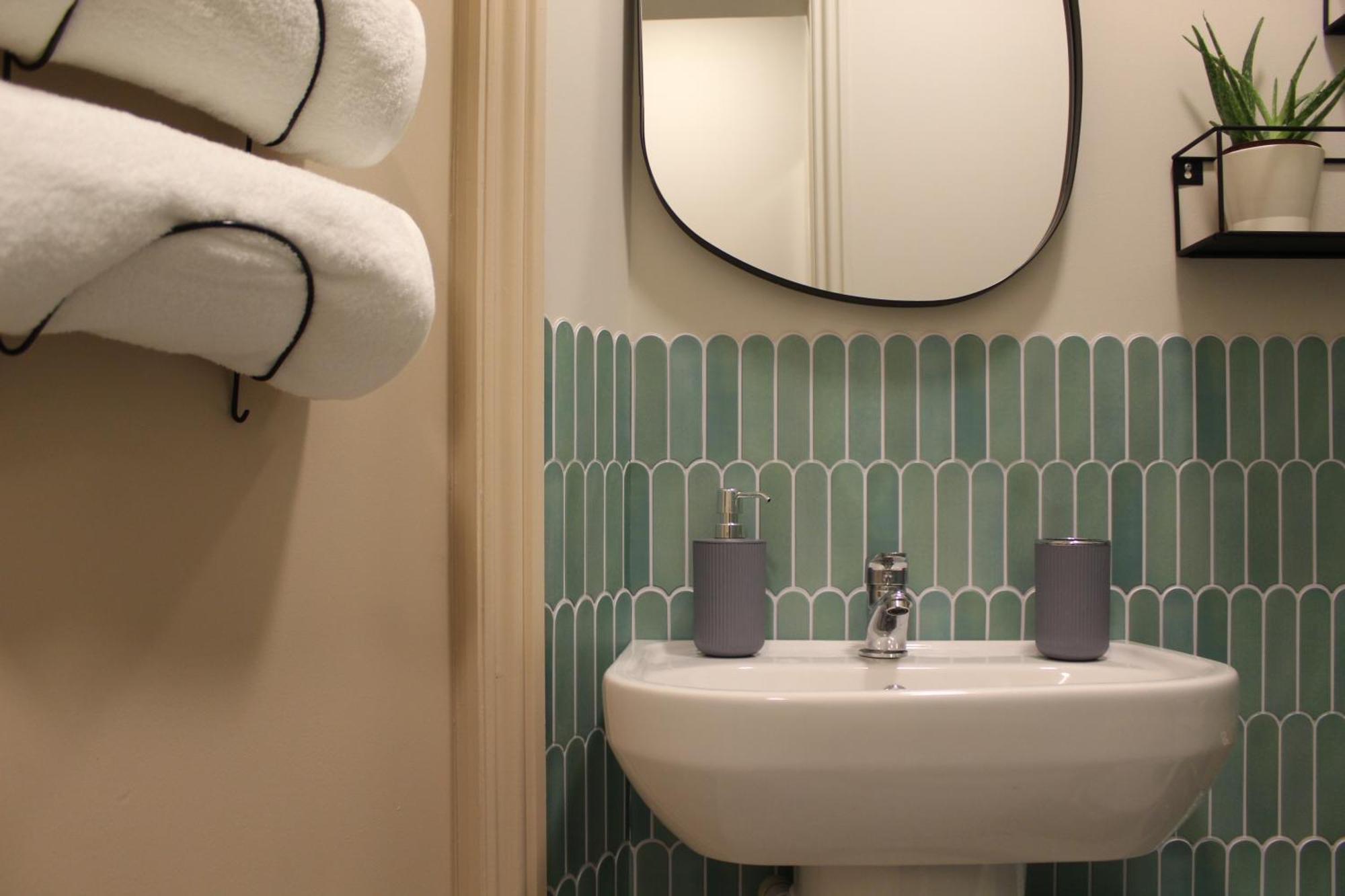 Peacehaven Retreat - 4 Minutes From The Beach! Pet Friendly! Weymouth Exterior foto