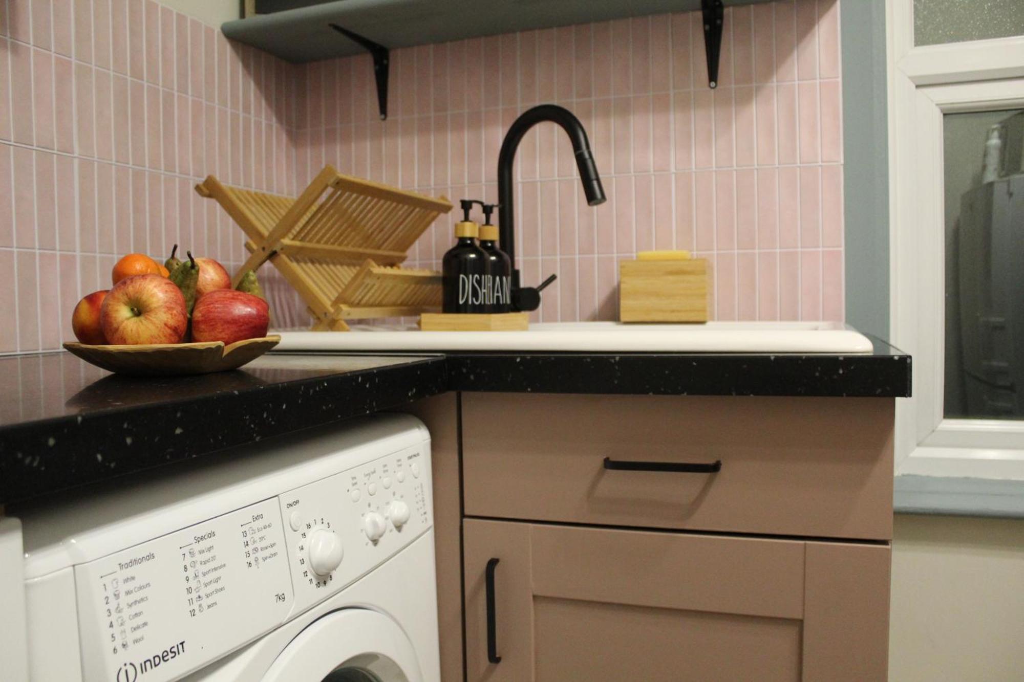 Peacehaven Retreat - 4 Minutes From The Beach! Pet Friendly! Weymouth Exterior foto